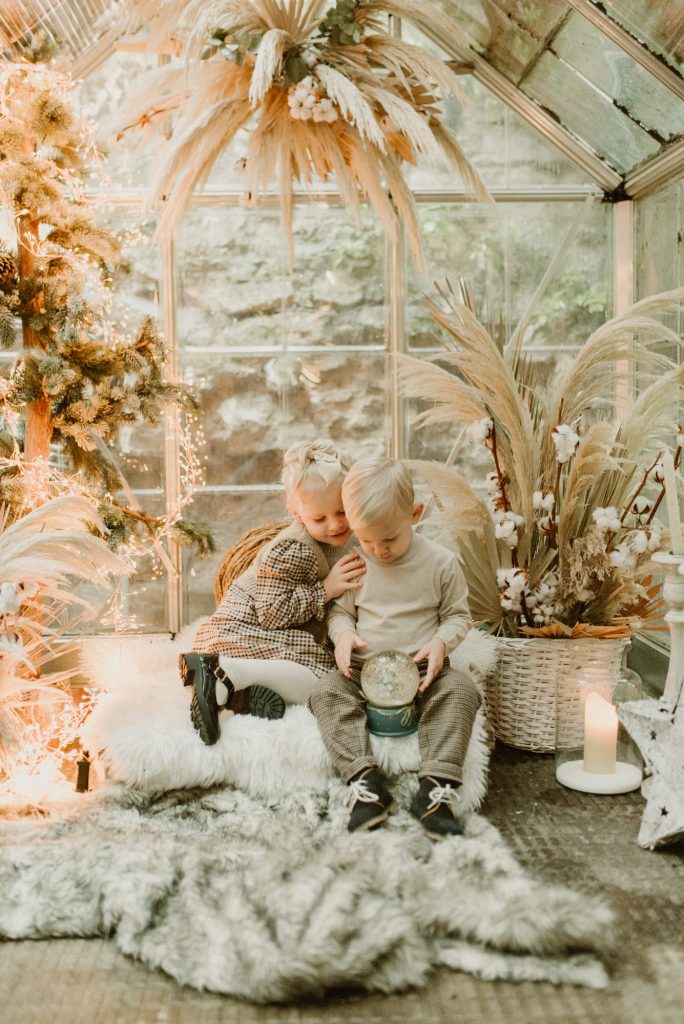 Niños disfrutando de una sesión de Navidad en Burgos