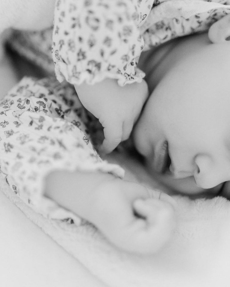 Instagram post from marinapalacios.familias. This post is in position 6.